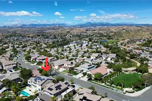 21922 Crestline, Saugus, CA 91390 - Photo 3