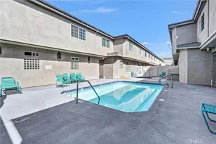 18347 Saticoy, Reseda, CA 91335 - Photo 27