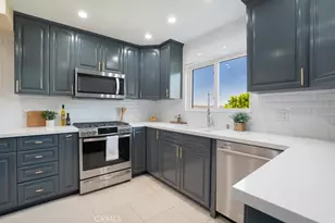 4927 Alatar, Woodland Hills, CA 91364 - Photo 7