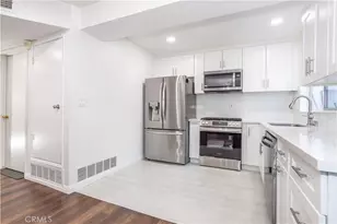 10125 De Soto, Chatsworth, CA 91311 - Photo 5