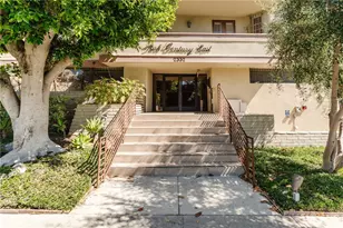 2332 Fox Hills, Los Angeles, CA 90064 - Photo 27