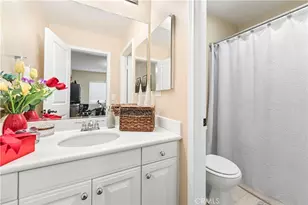 19527 Opal Ln, Saugus, CA 91350 - Photo 31