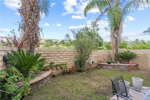 19527 Opal Ln, Saugus, CA 91350 - Photo 11