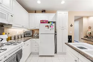 19527 Opal Ln, Saugus, CA 91350 - Photo 23