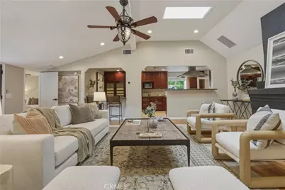 11592 Kling Street, Valley Village, CA 91602 - Photo 13