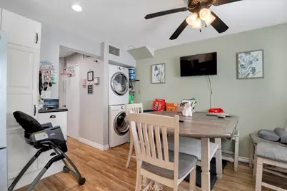 19540 Sherman Way #604, Reseda, CA 91335 - Photo 5