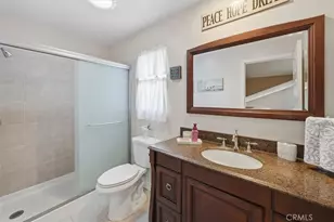 28523 Red Cedar, Saugus, CA 91390 - Photo 33