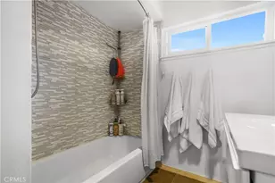 17304 Kingsbury, Granada Hills, CA 91344 - Photo 19