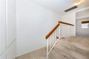 18344 Collins St, Tarzana, CA 91356 - Photo 11
