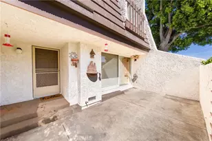 18344 Collins St, Tarzana, CA 91356 - Photo 35