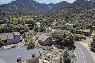 2028 Linden Dr, Pine Mountain Club, CA 93222 - Photo 3
