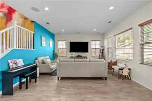 27624 Solana, Saugus, CA 91350 - Photo 9