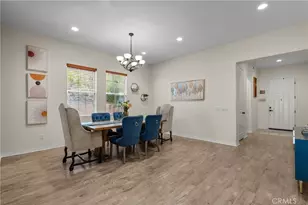 27624 Solana, Saugus, CA 91350 - Photo 5