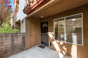 22713 Copper Hill, Saugus, CA 91350 - Photo 3