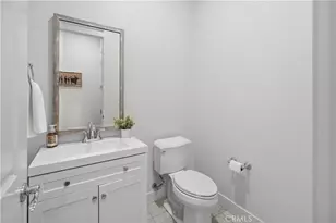 19045 Martino Ct, Saugus, CA 91350 - Photo 15