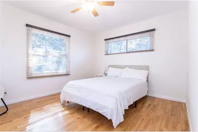 11035 White Oak Avenue, Granada Hills, CA 91344 - Photo 15