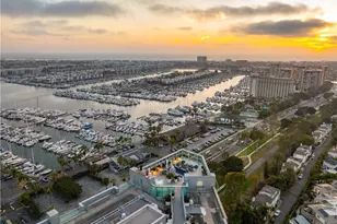 13700 Marina Pointe Dr, Marina del Rey, CA 90292 - Photo 61