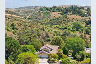 22043 Parvin, Saugus, CA 91350 - Photo 69