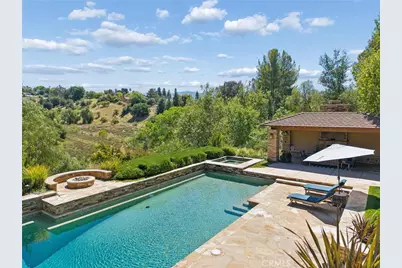 22043 Parvin, Saugus, CA 91350 - Photo 5