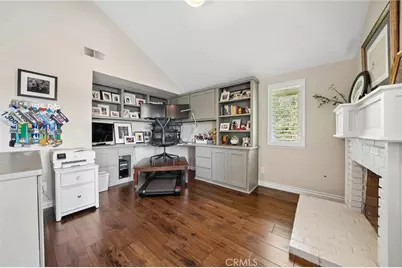 22043 Parvin, Saugus, CA 91350 - Photo 59