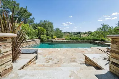 22043 Parvin, Saugus, CA 91350 - Photo 7