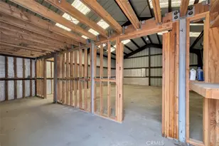 9949 Noble Ave, Mission Hills (San Fernando), CA 91345 - Photo 37