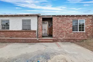 9949 Noble Ave, Mission Hills (San Fernando), CA 91345 - Photo 11