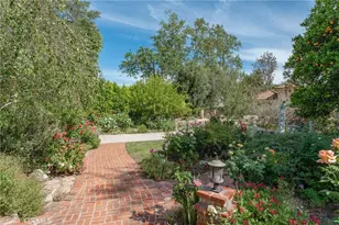 23327 Califa St, Woodland Hills, CA 91367 - Photo 47