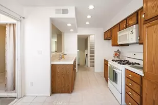 5455 Sylmar, Sherman Oaks, CA 91401 - Photo 13