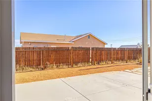 20312 Graham St, California City, CA 93505 - Photo 23