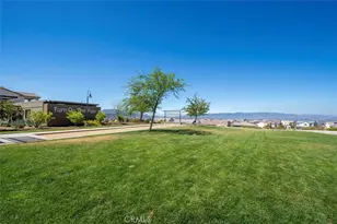 17701 Ridgeline Ct, Saugus, CA 91350 - Photo 37