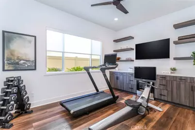 17701 Ridgeline Court, Saugus, CA 91350 - Photo 15