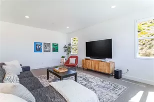 17701 Ridgeline Ct, Saugus, CA 91350 - Photo 23