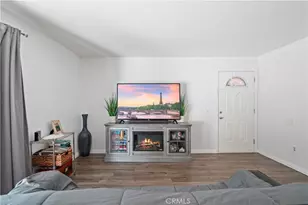 10331 Lindley, Porter Ranch, CA 91326 - Photo 5
