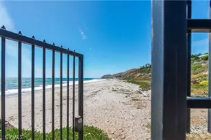 11770 Pacific Coast, Malibu, CA 90265 - Photo 23