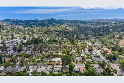 22107 San Miguel, Woodland Hills, CA 91364 - Photo 29