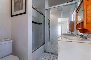 16413 Downey, Paramount, CA 90723 - Photo 33
