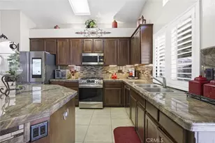 9910 Pyramid Peak Dr, Bakersfield, CA 93311 - Photo 27