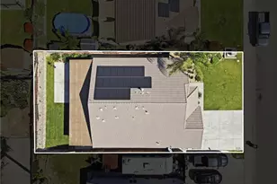 9910 Pyramid Peak Dr, Bakersfield, CA 93311 - Photo 5