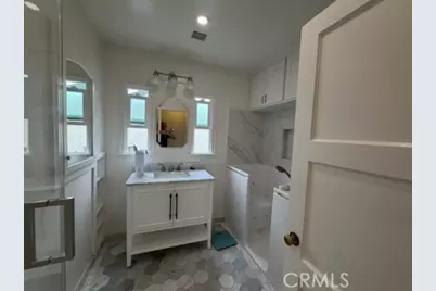2414 N Lamer, Burbank, CA 91504 - Photo 7