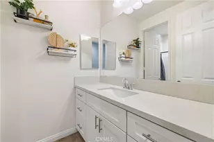 4654 W Vahan Ct, Lancaster, CA 93536 - Photo 7