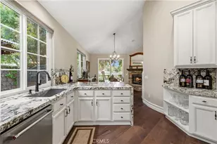 26801 Van Gogh Ln, Valencia, CA 91355 - Photo 7