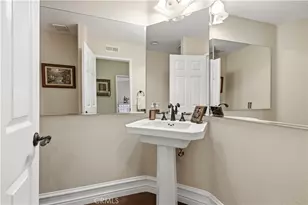 26801 Van Gogh Ln, Valencia, CA 91355 - Photo 21