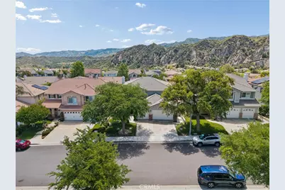 25716 Hood Way, Stevenson Ranch, CA 91381 - Photo 51