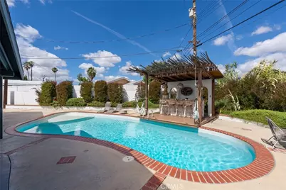 6413 Wystone Avenue, Reseda, CA 91335 - Photo 21