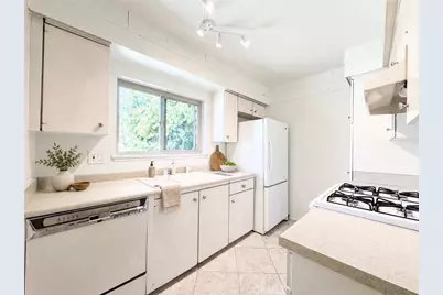 6041 Fountain Park Lane #11, Woodland Hills, CA 91367 - Photo 5