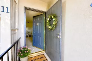 6041 Fountain Park Ln, Woodland Hills, CA 91367 - Photo 17