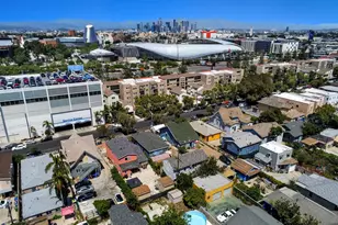 708 W 40th, Los Angeles, CA 90037 - Photo 5