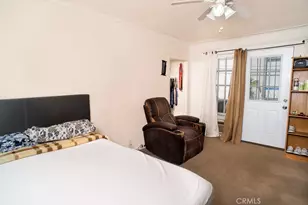 708 W 40th, Los Angeles, CA 90037 - Photo 31
