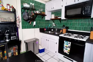 708 W 40th, Los Angeles, CA 90037 - Photo 19